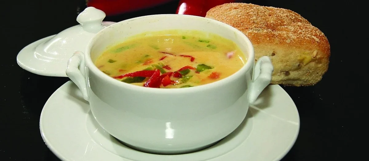 Amino Zupa Błyskawiczna Gulaszowa Z Wieprzowiną I Papryką 59 G
