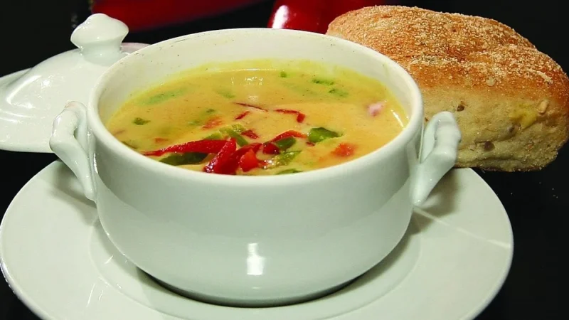 Amino Zupa Błyskawiczna Gulaszowa Z Wieprzowiną I Papryką 59 G