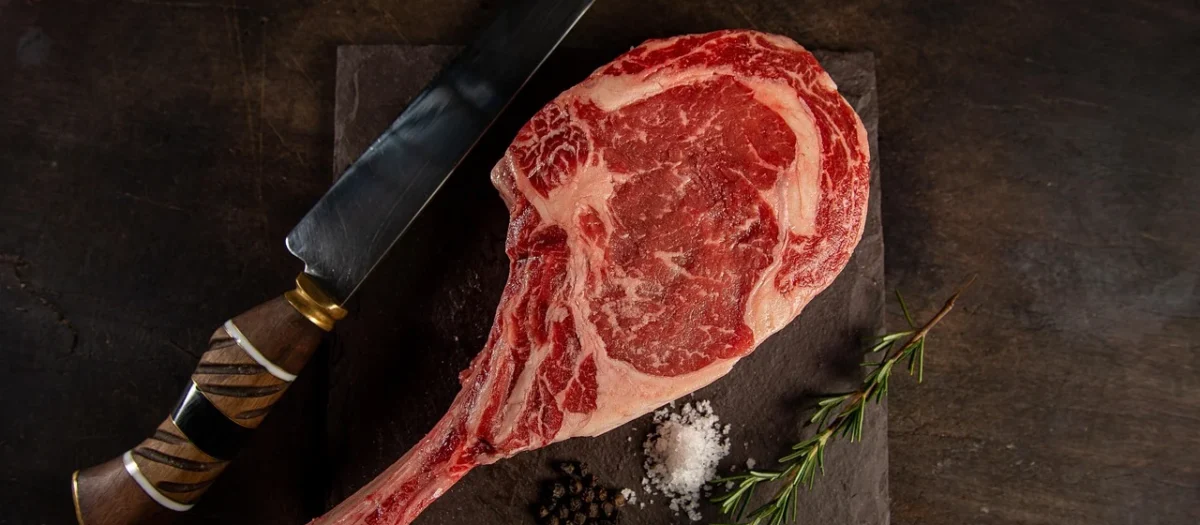 Antrykot wołowy z kością surowy ekologiczny BIO – Wasąg – 1kg