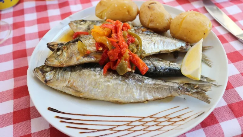 BON APETIT Sardynki portugalskie 120g