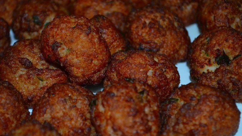 Carlota Wegańskie Klopsiki W Sosie Pomidorowym Bio 425g