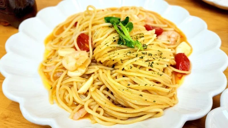 Chipsy krewetkowe czerwone, prażynki do smażenia 227g – Sina