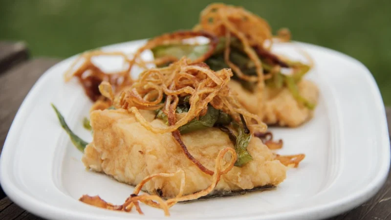 Eden Fish Cuisine Łosoś I Śledź Rasy Małe 2Kg