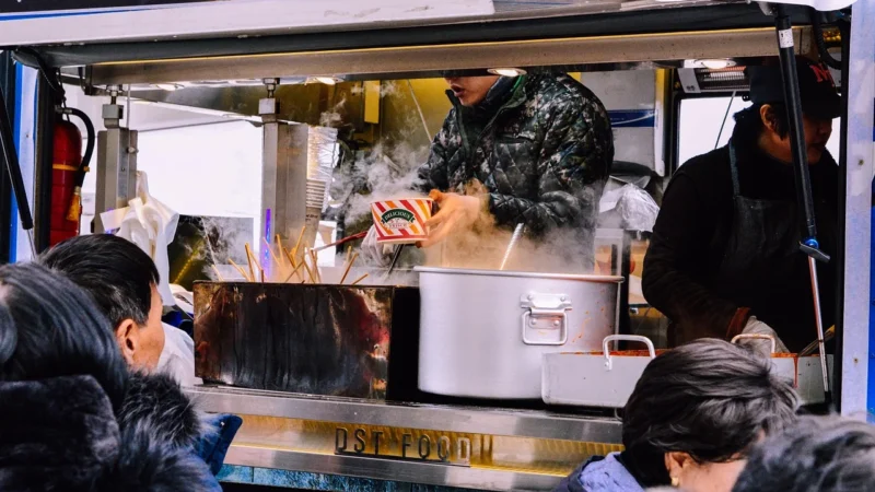 Food Truck: Nowy trend w gastronomii ulicznej