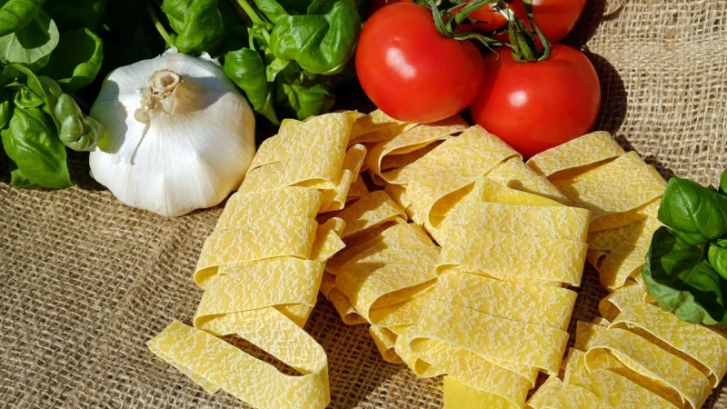 Makaron semolinowy razowy penne bio 500g alce ner