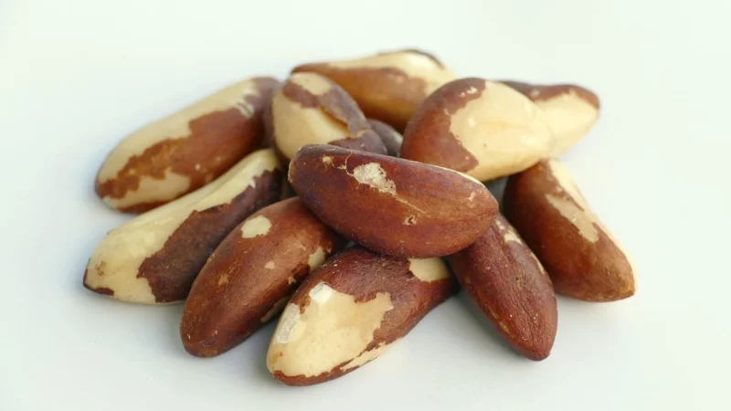 Malinowe Orzechy Brazylijskie Połówki 100g