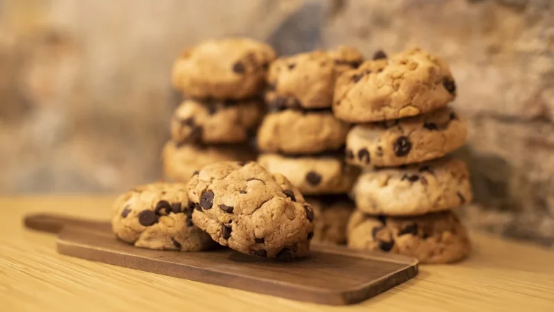 Milka Cookies XL Ciastka z kawałkami czekolady 184g