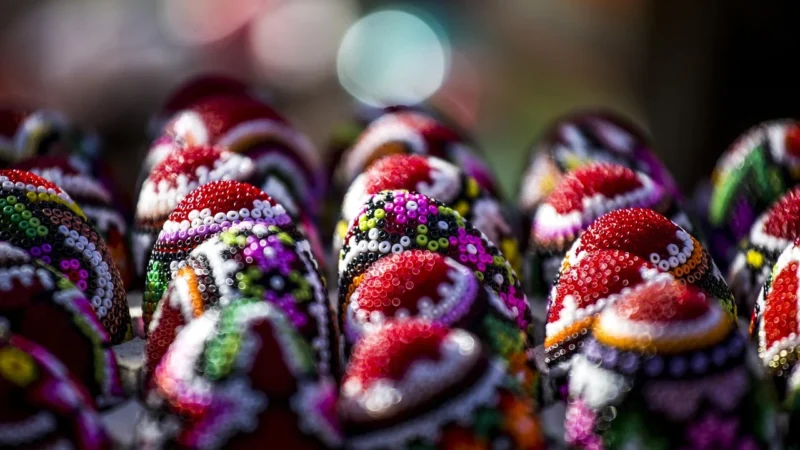 Mixit Eggs – Słony Karmel Prażone Migdały W Białej Czekoladzie Ze Słonym Karmelem 240g