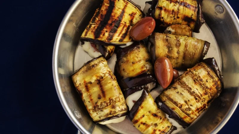 Oliwki Królewskie nadziewane czosnkiem 300 g