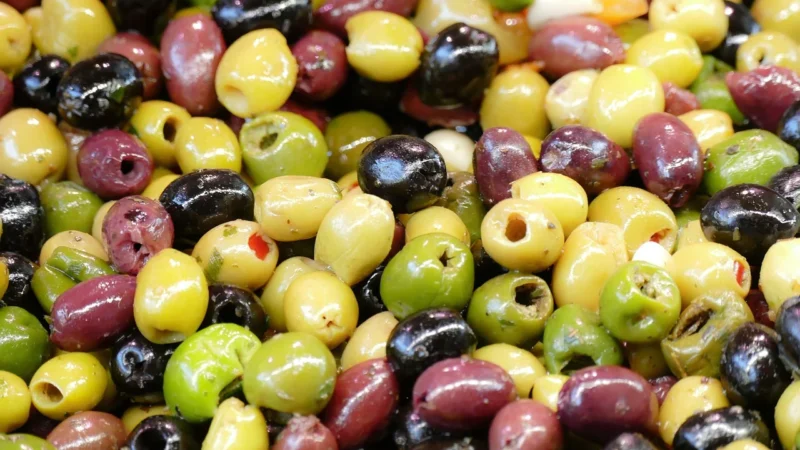Oliwki zielone Chalkidiki z czosnkiem 450 g – słoik 750 ml