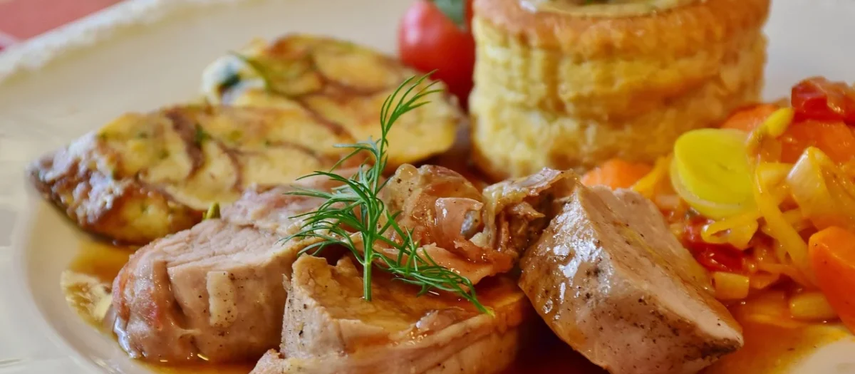 Polędwiczka Wp W Sosie Grzyb. Z Kaszą 360G Sokołów