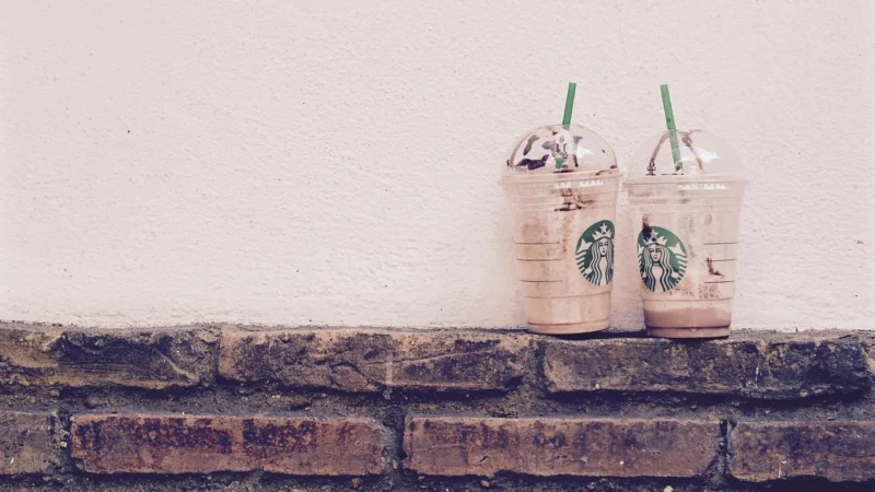 Starbucks Nestle Holiday Blend Kawa Ziarnista 190g