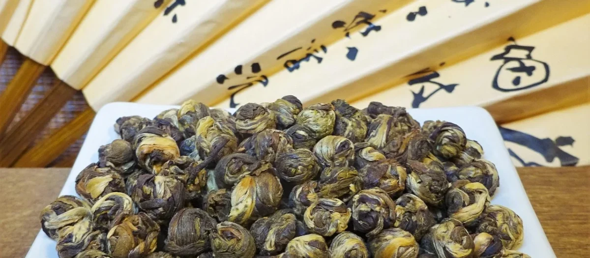 Winoszarnia Herbata Biała Pai Mu Tan Dan – 1kg
